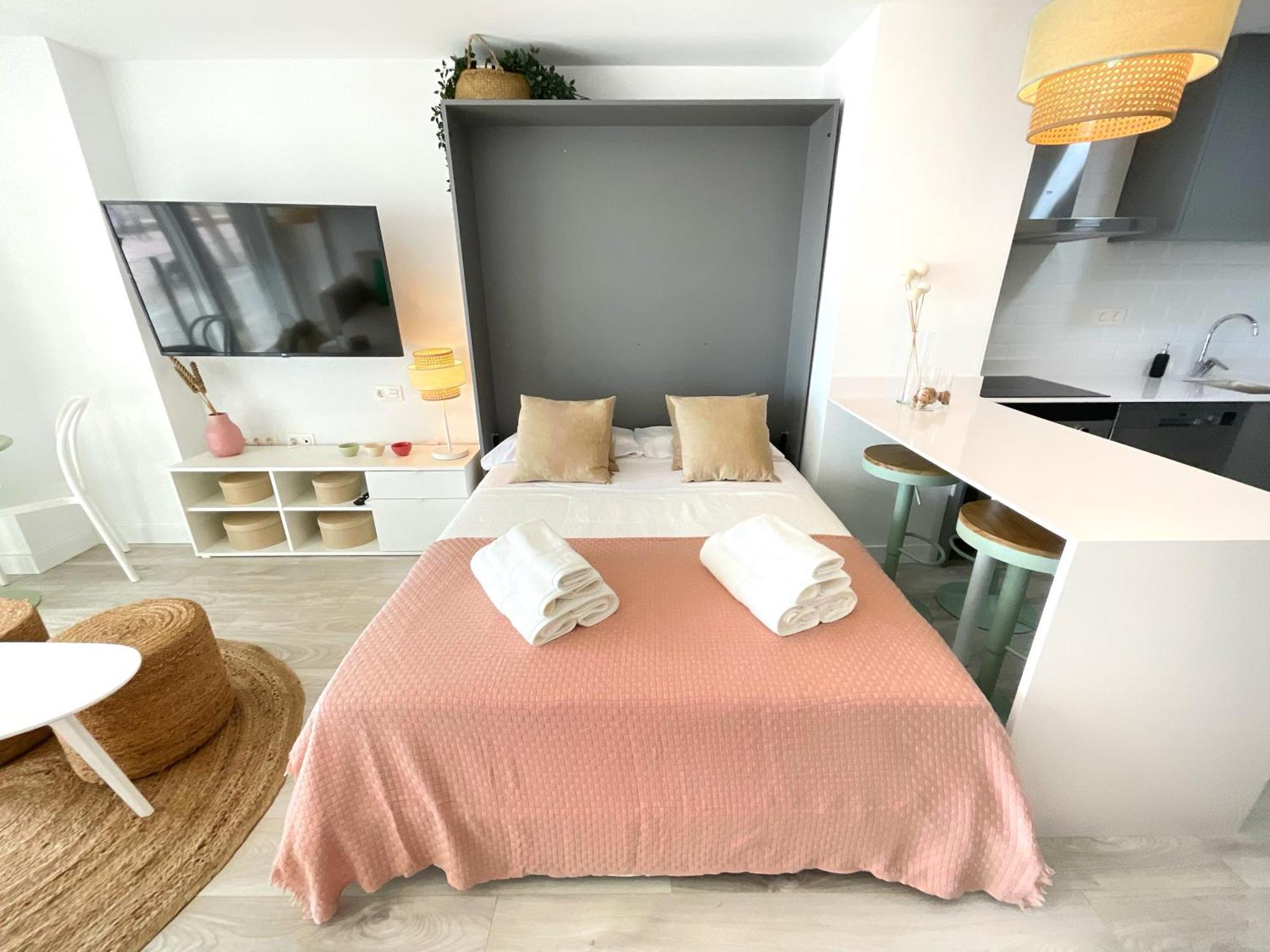 Cs7 Kaleria Suites Almería Exteriér fotografie